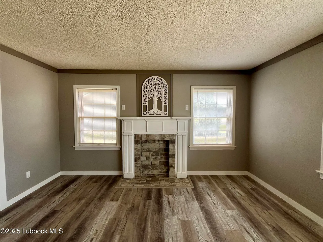 Photo 3 — 2401 33rd Street, Lubbock, TX 79411