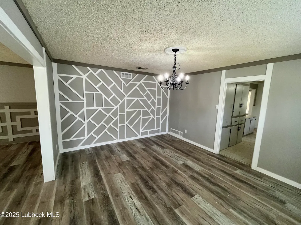 Photo 5 — 2401 33rd Street, Lubbock, TX 79411