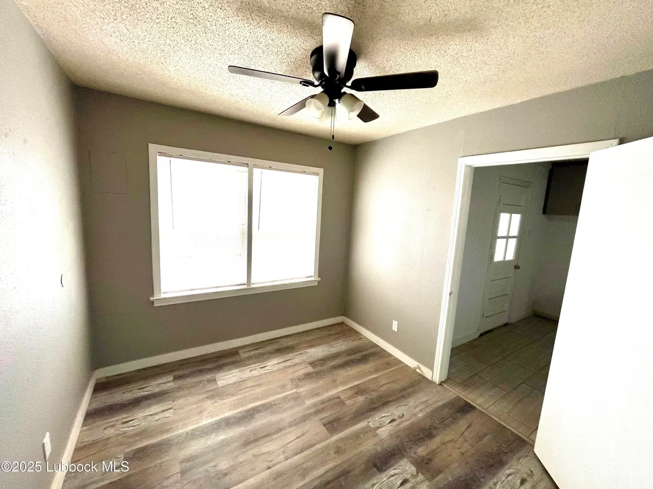 Photo 11 — 2401 33rd Street, Lubbock, TX 79411