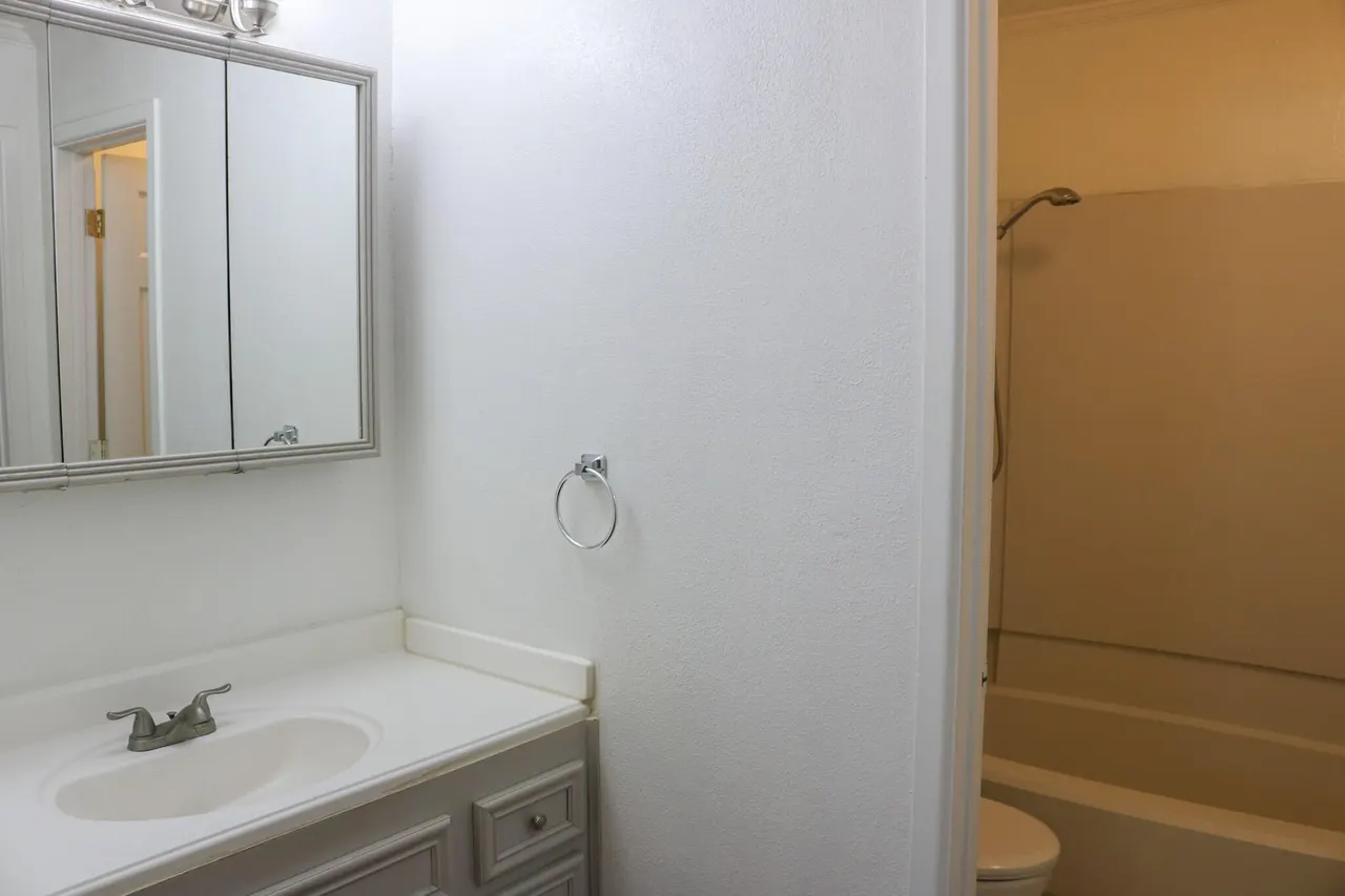 Photo 11 — 4916 64th Street, Lubbock, TX 79414