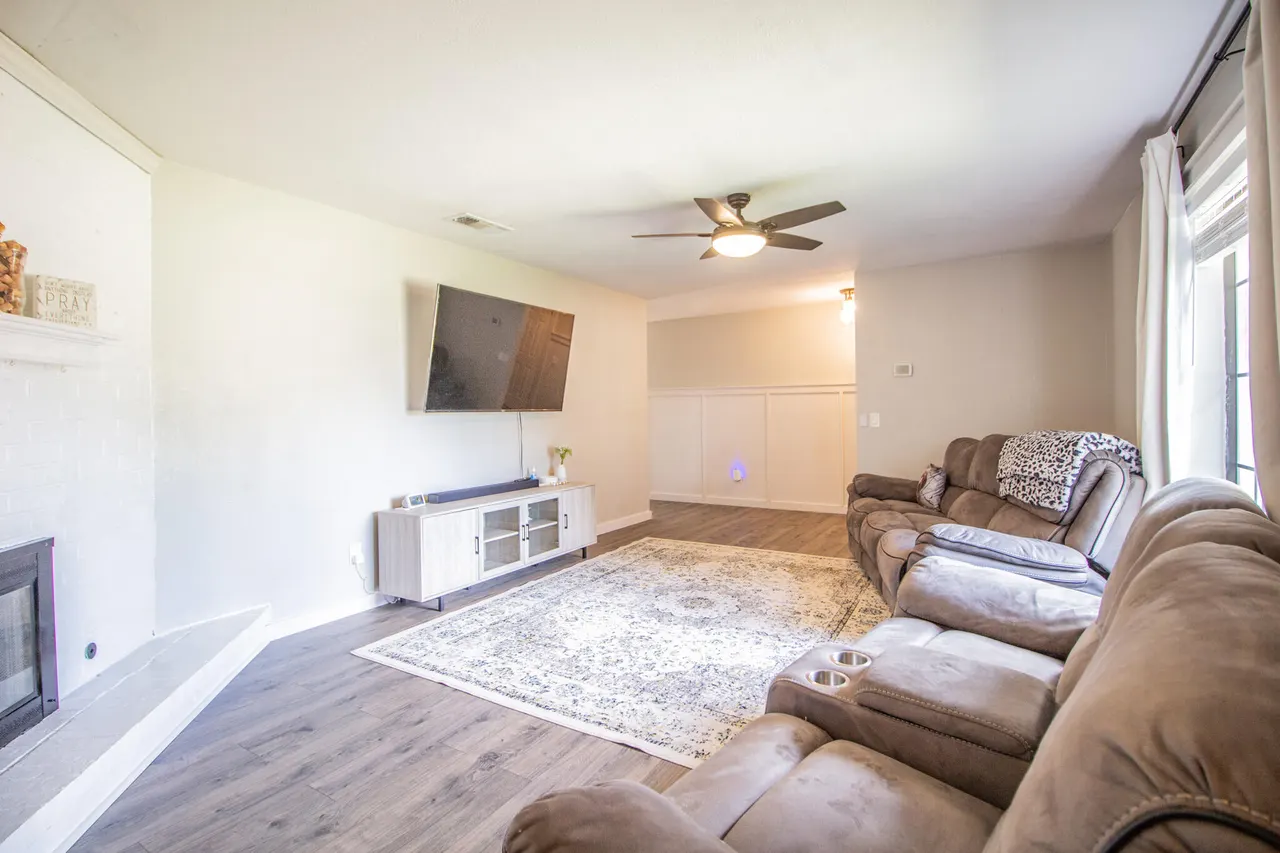 Photo 4 — 2701 Mesa Drive, Plainview, TX 79072