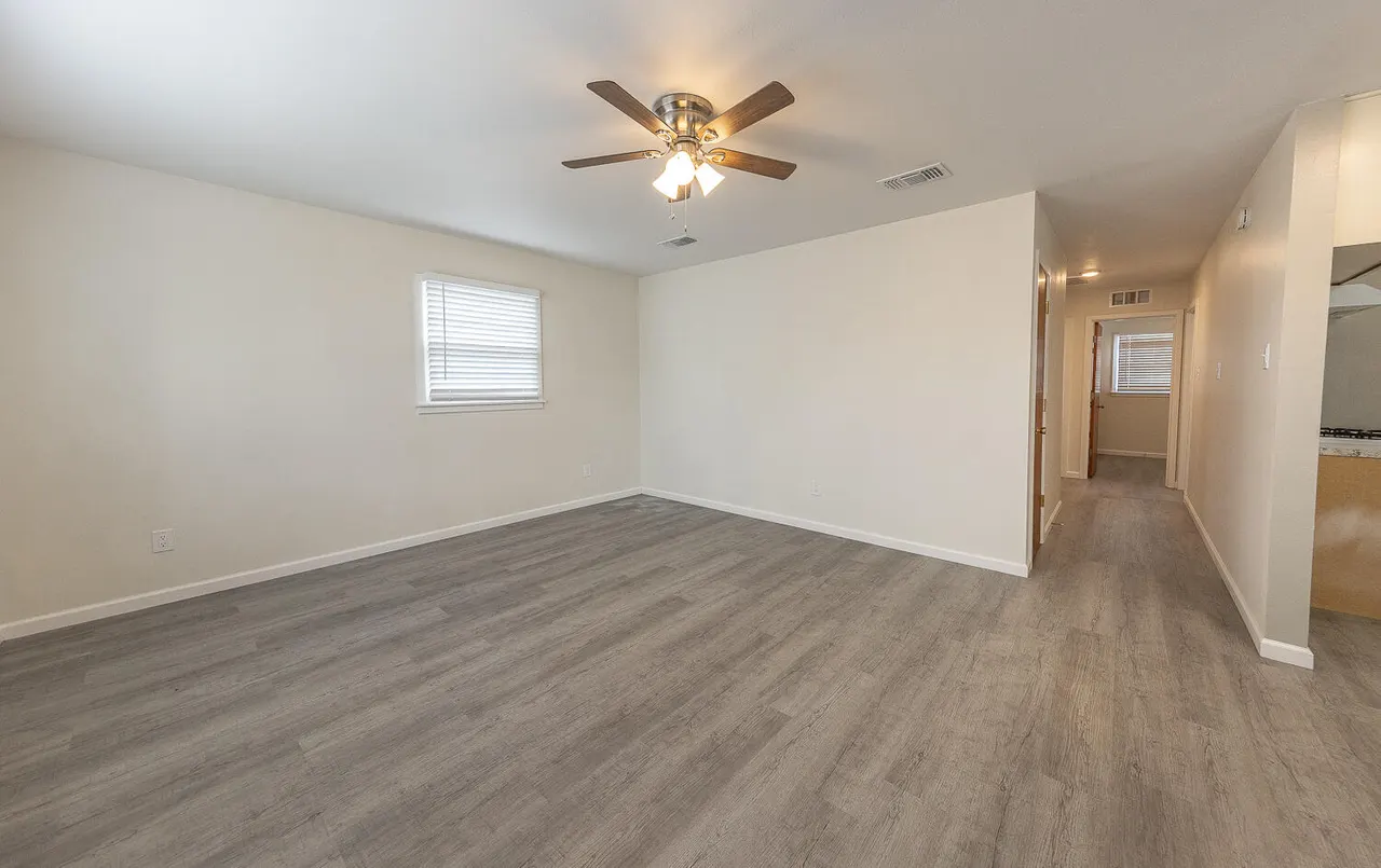 Photo 4 — 2804 E 30th Street, Lubbock, TX 79404
