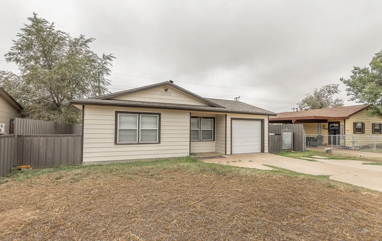 Photo 21 — 2804 E 30th Street, Lubbock, TX 79404