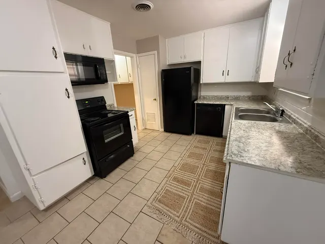 Photo 5 — 5116 46th Street, Lubbock, TX 79414