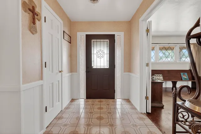 Photo 3 — 1901 55th Street, Lubbock, TX 79412
