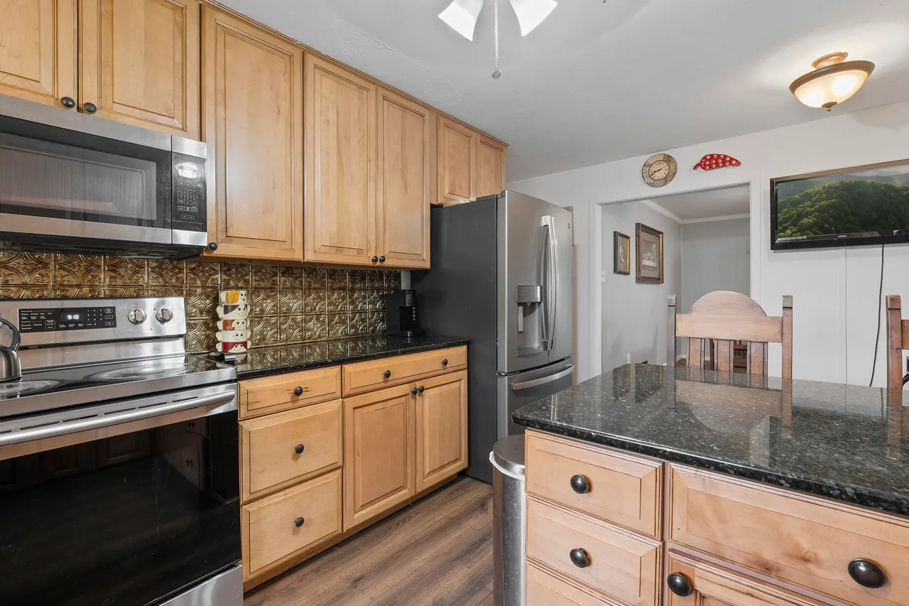 Photo 11 — 1901 55th Street, Lubbock, TX 79412