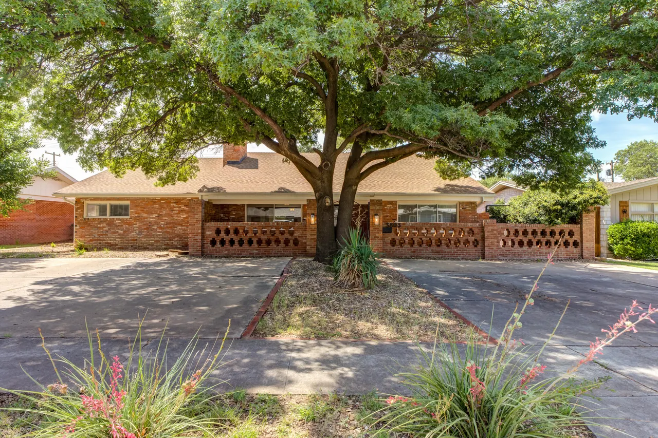 Photo 2 — 3803 27th Street, Lubbock, TX 79410