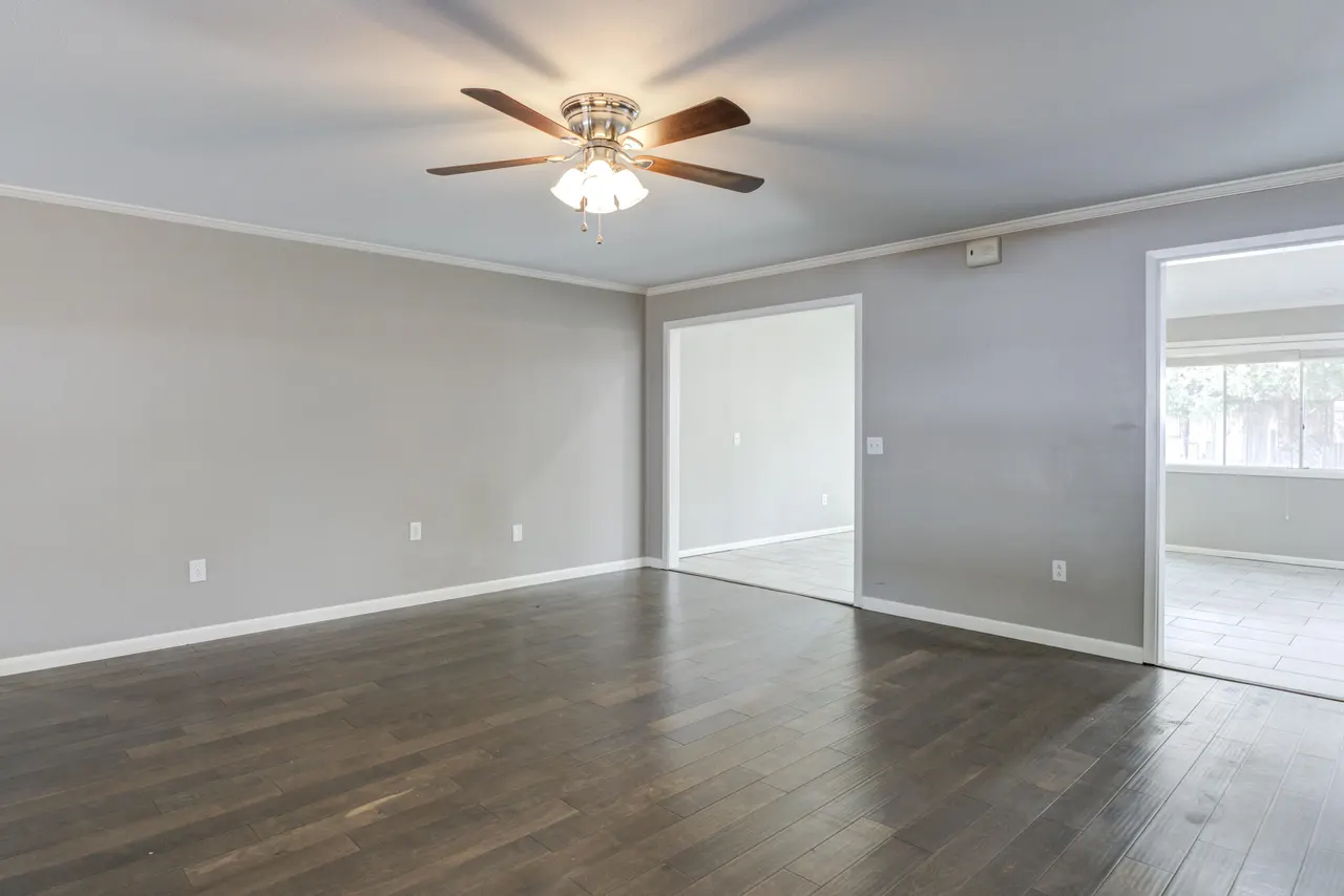 Photo 11 — 3803 27th Street, Lubbock, TX 79410