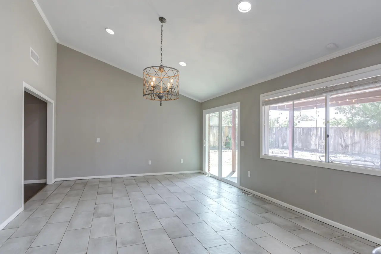 Photo 23 — 3803 27th Street, Lubbock, TX 79410
