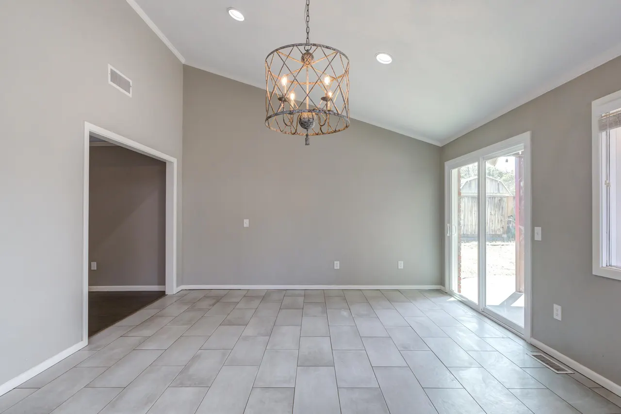 Photo 24 — 3803 27th Street, Lubbock, TX 79410