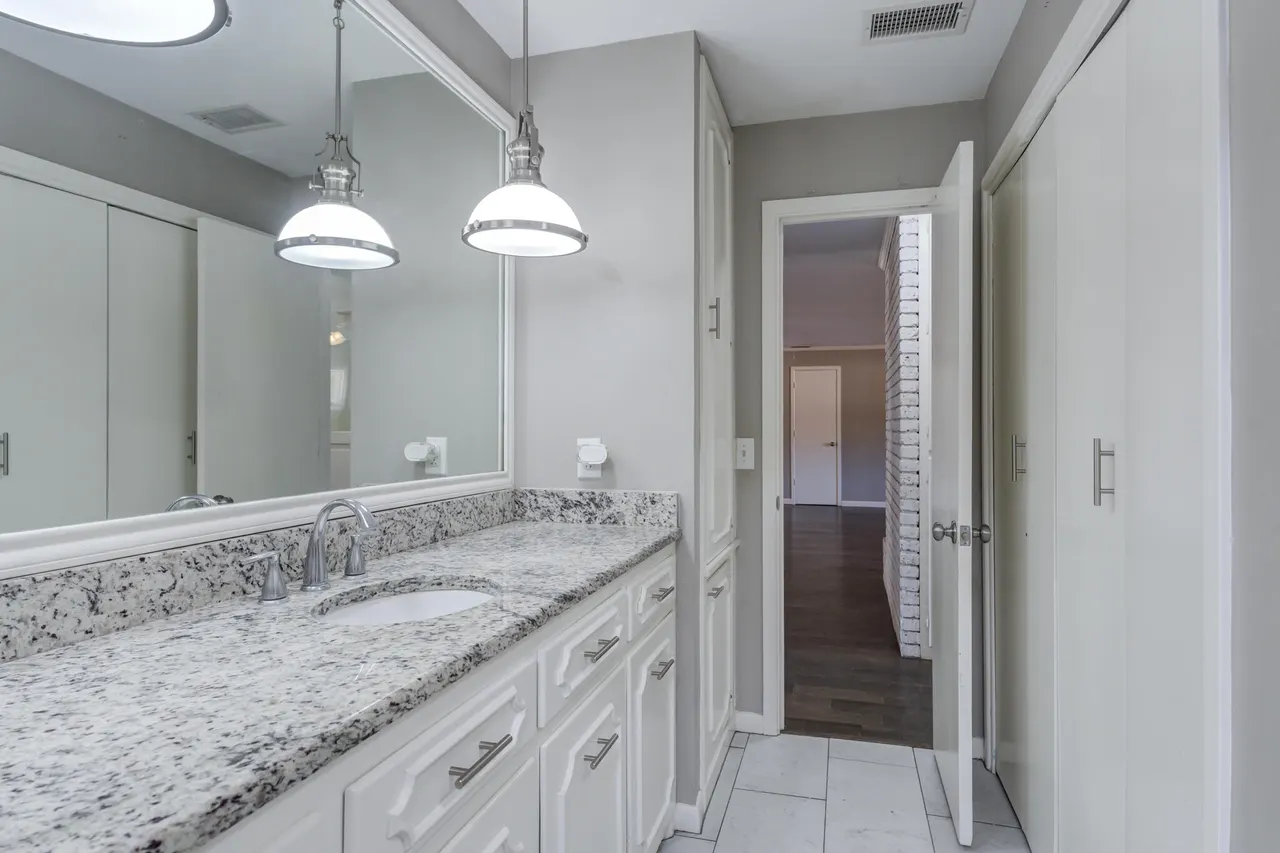 Photo 32 — 3803 27th Street, Lubbock, TX 79410
