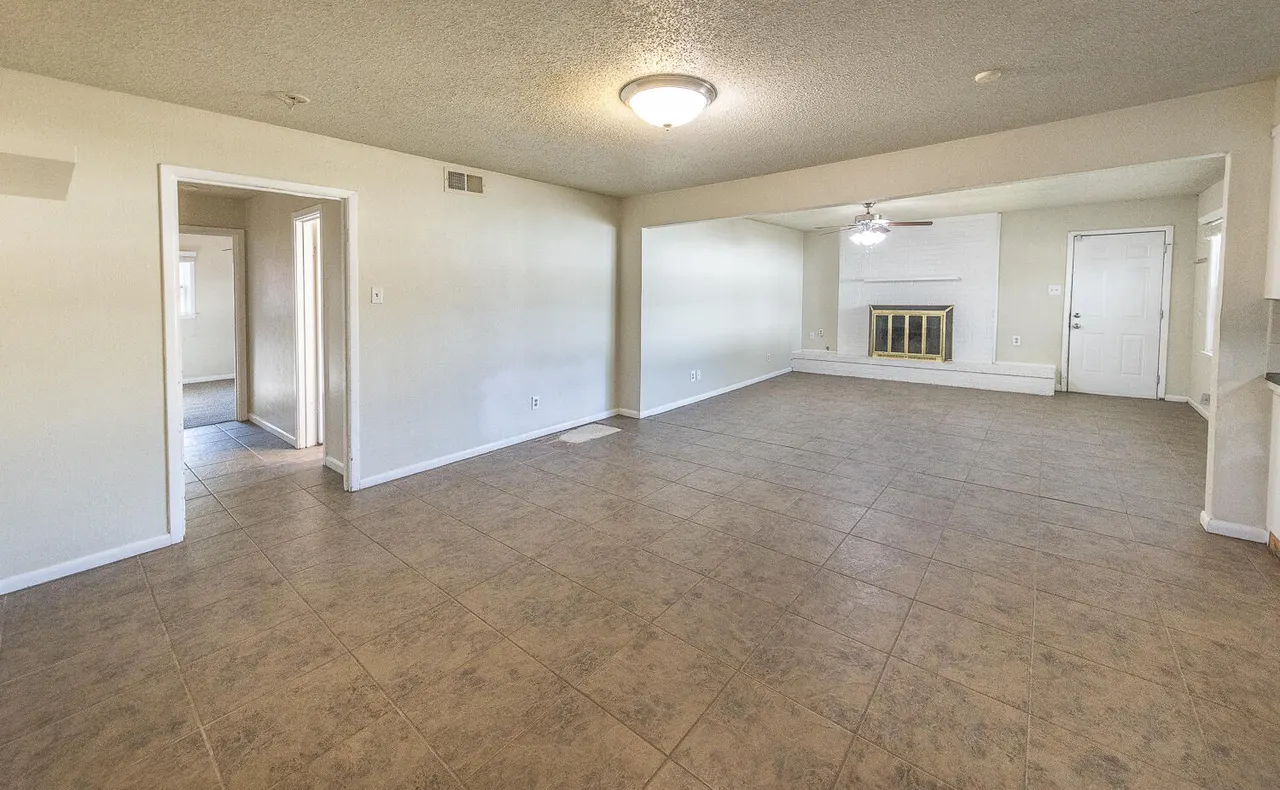 Photo 9 — 5017 46th Street, Lubbock, TX 79414
