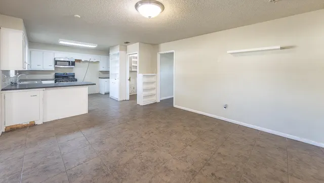 Photo 4 — 5017 46th Street, Lubbock, TX 79414