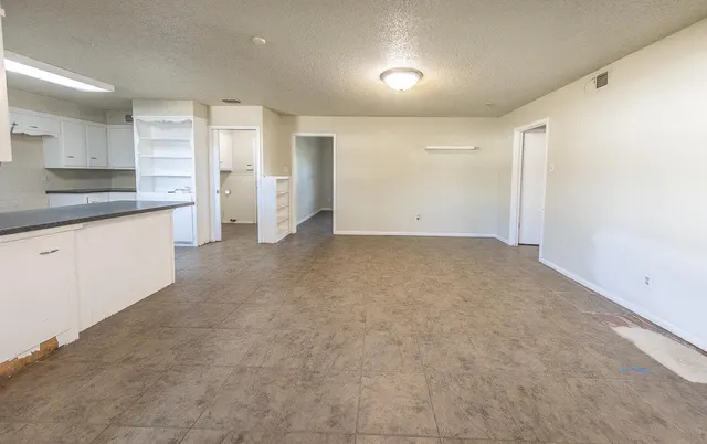 Photo 6 — 5017 46th Street, Lubbock, TX 79414