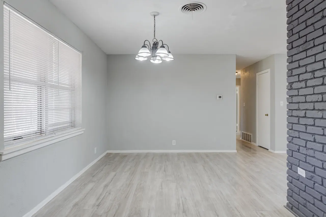 Photo 9 — 2620 48th Street, Lubbock, TX 79413