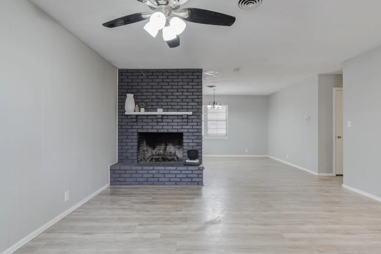 Photo 17 — 2620 48th Street, Lubbock, TX 79413