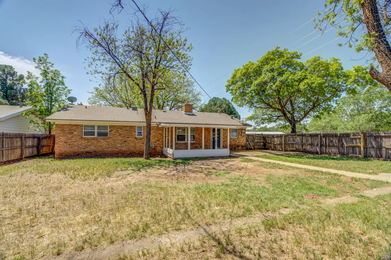 Photo 38 — 2620 48th Street, Lubbock, TX 79413