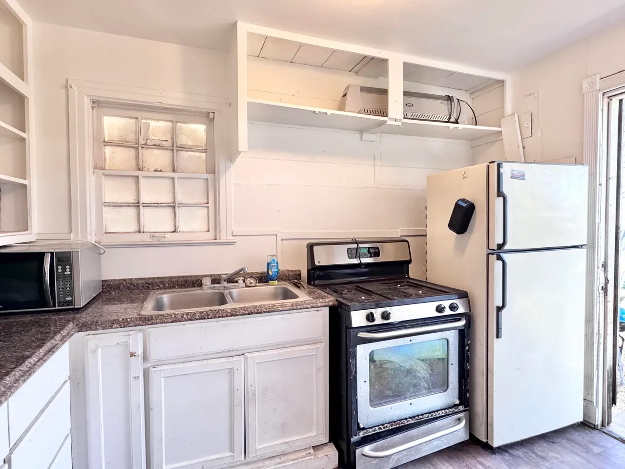 Photo 5 — 2912 Amherst Street, Lubbock, TX 79415