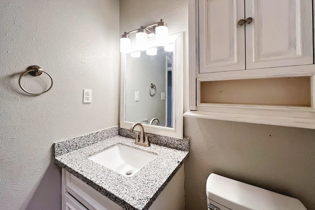 Photo 19 — 5406 49th Street, Lubbock, TX 79414