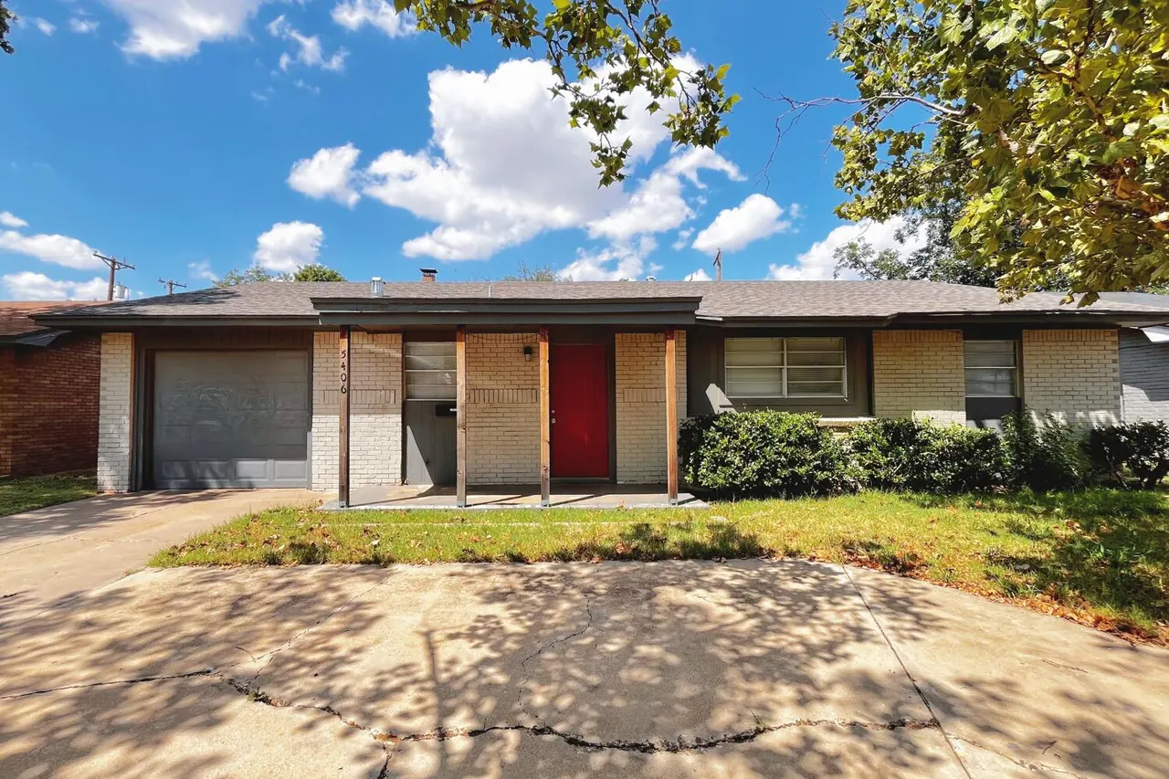 Photo 2 — 5406 49th Street, Lubbock, TX 79414