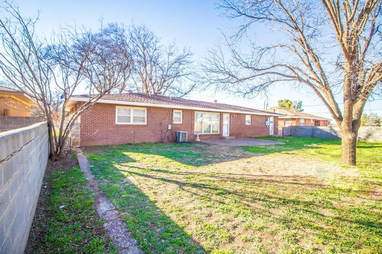 Photo 19 — 820 S 20th Street, Slaton, TX 79364
