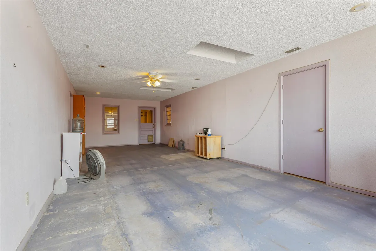 Photo 19 — 835 US Highway 385, Levelland, TX 79336