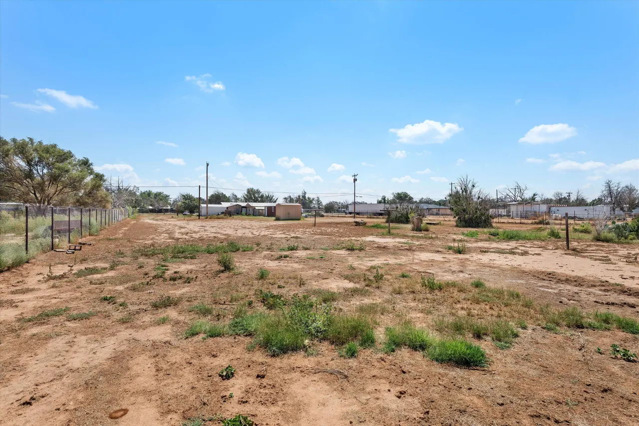 Photo 25 — 835 US Highway 385, Levelland, TX 79336