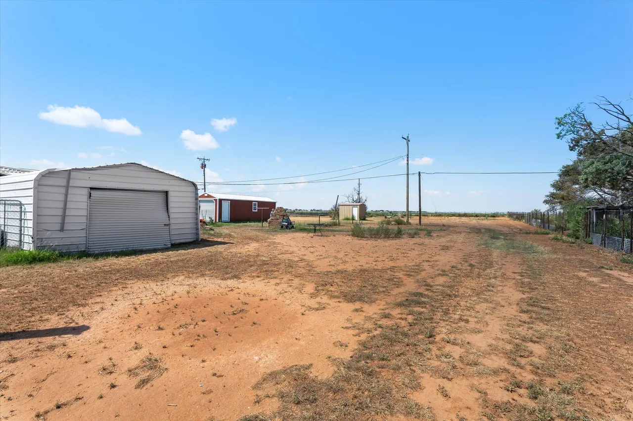 Photo 27 — 835 US Highway 385, Levelland, TX 79336