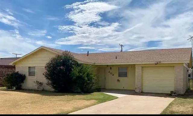 Front exterior — 408 MONROE, Lorenzo, TX 79343