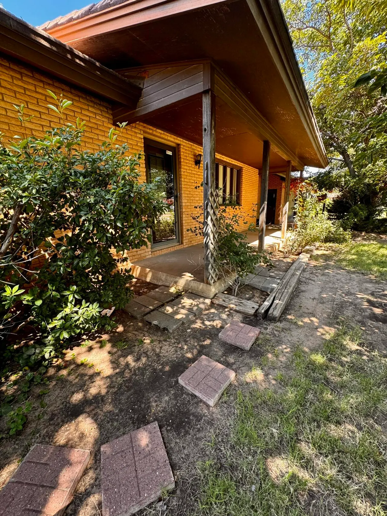 Photo 3 — 701 Zephyr, Plainview, TX 79072