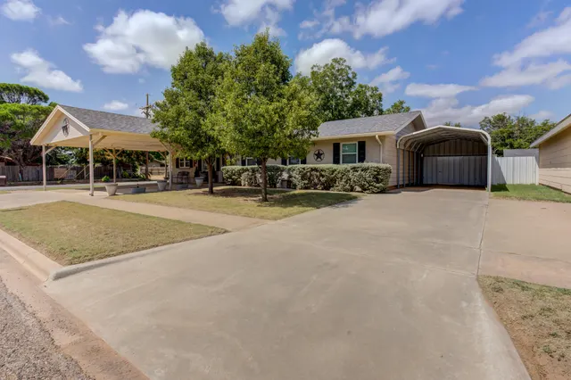 Photo 3 — 1241 W 13th Street, Littlefield, TX 79339