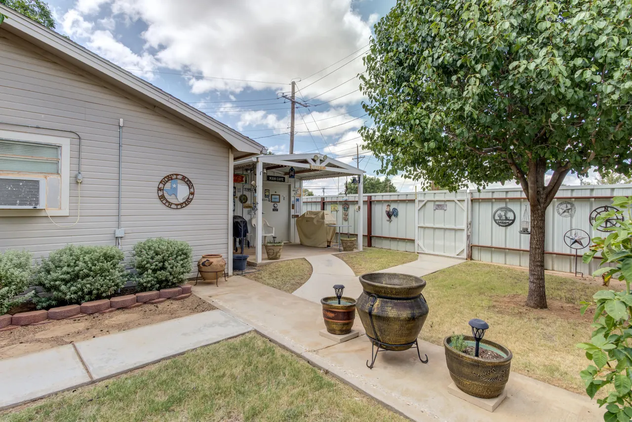 Photo 28 — 1241 W 13th Street, Littlefield, TX 79339