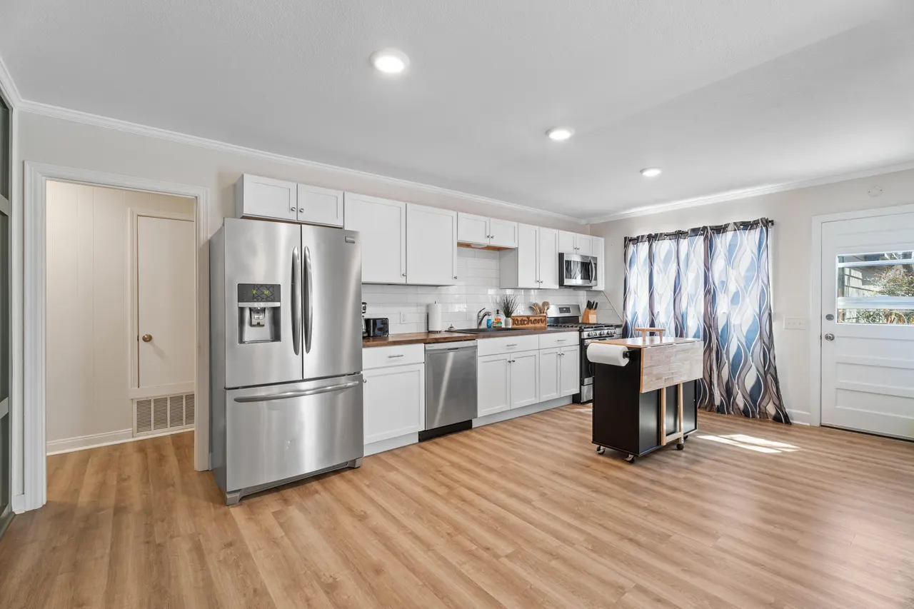 Photo 4 — 2701 27th Street, Lubbock, TX 79410