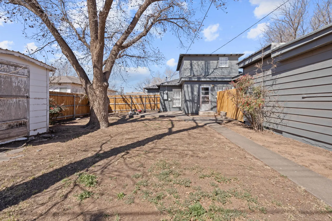Photo 18 — 2701 27th Street, Lubbock, TX 79410