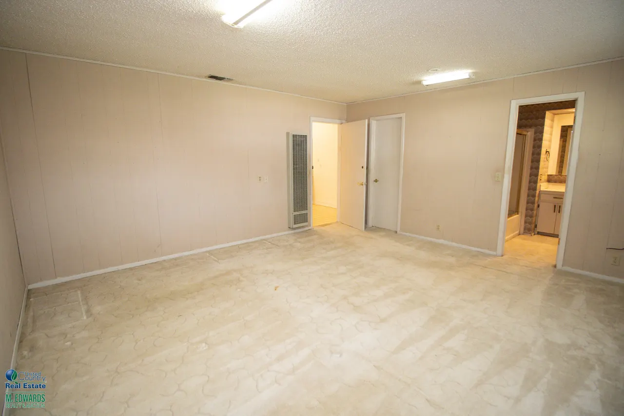Photo 11 — 500 E Hay Street, Sudan, TX 79371