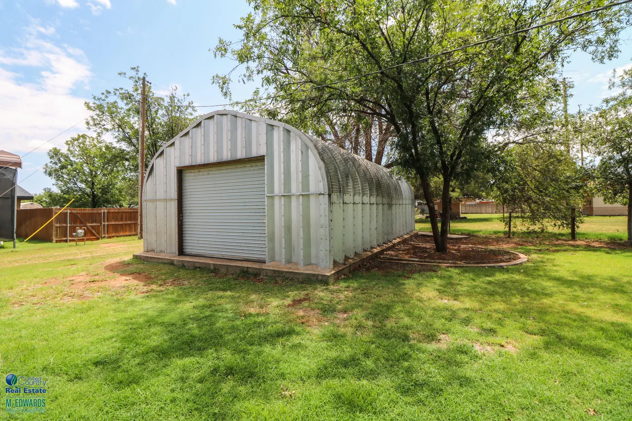 Photo 19 — 500 E Hay Street, Sudan, TX 79371