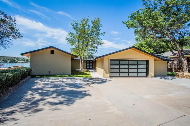 Photo 2 — 25 E Lakeshore Drive, Ransom Canyon, TX 79366