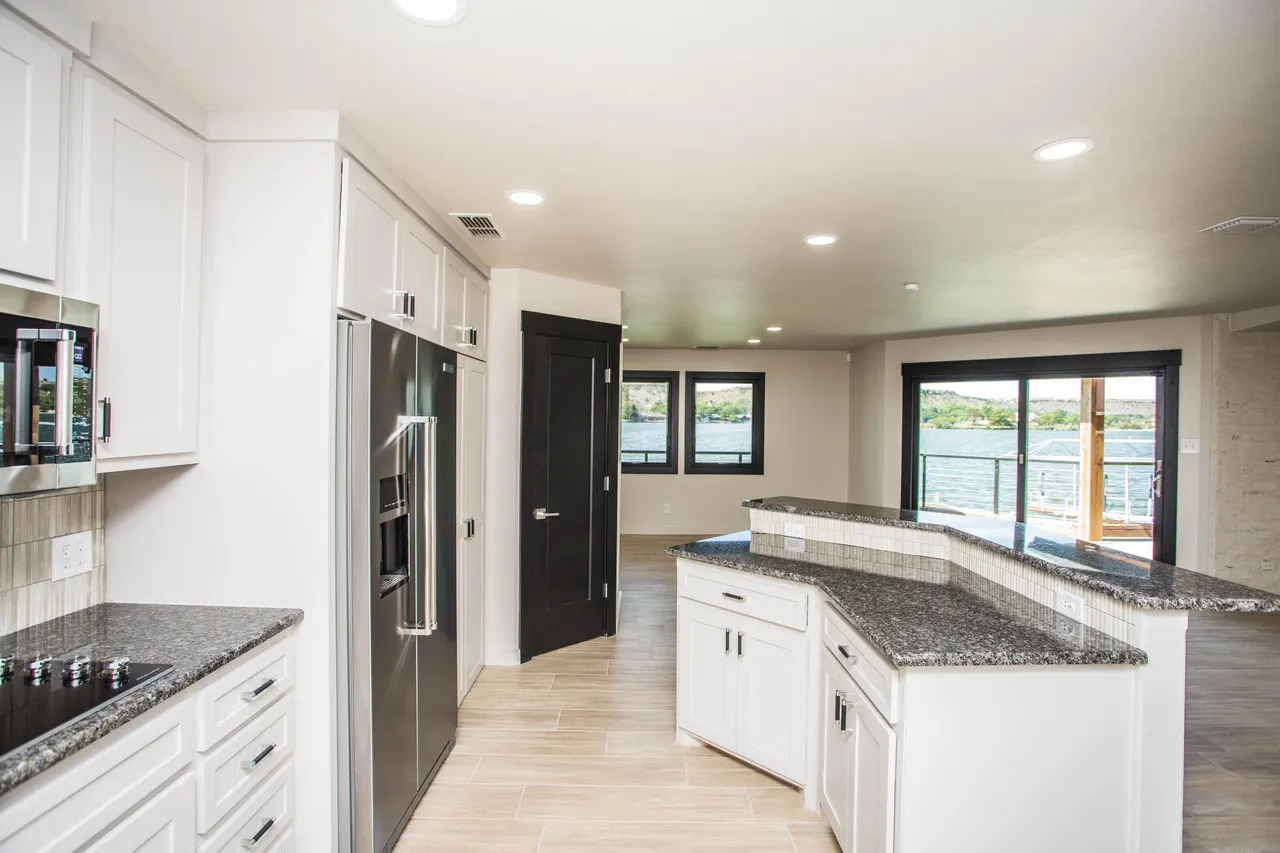 Photo 11 — 25 E Lakeshore Drive, Ransom Canyon, TX 79366