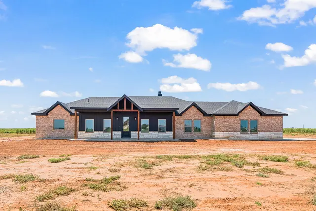 Front exterior — 14115 N F M 2378, Shallowater, TX 79363