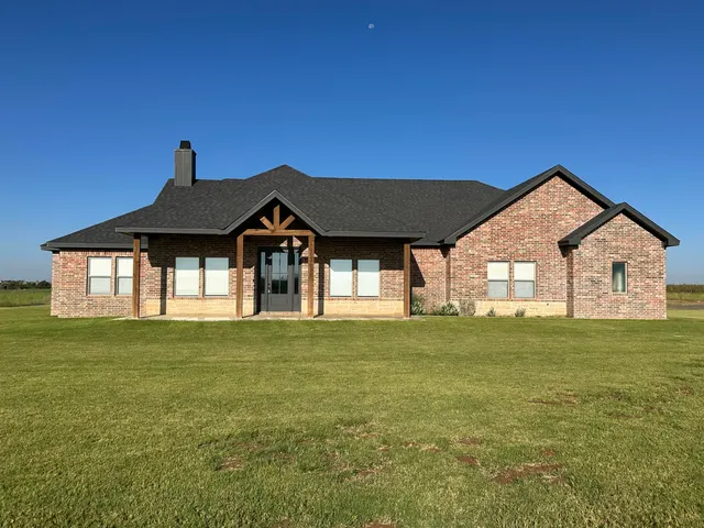 Front exterior — 13625 N Fm 2378, Shallowater, TX 79363