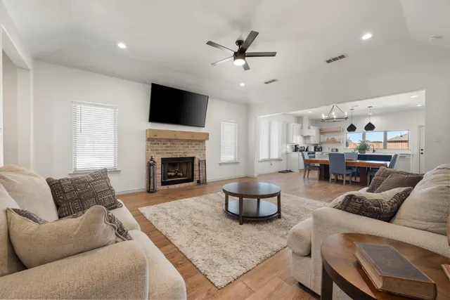 Photo 6 — 101 Gary Avenue, Levelland, TX 79336