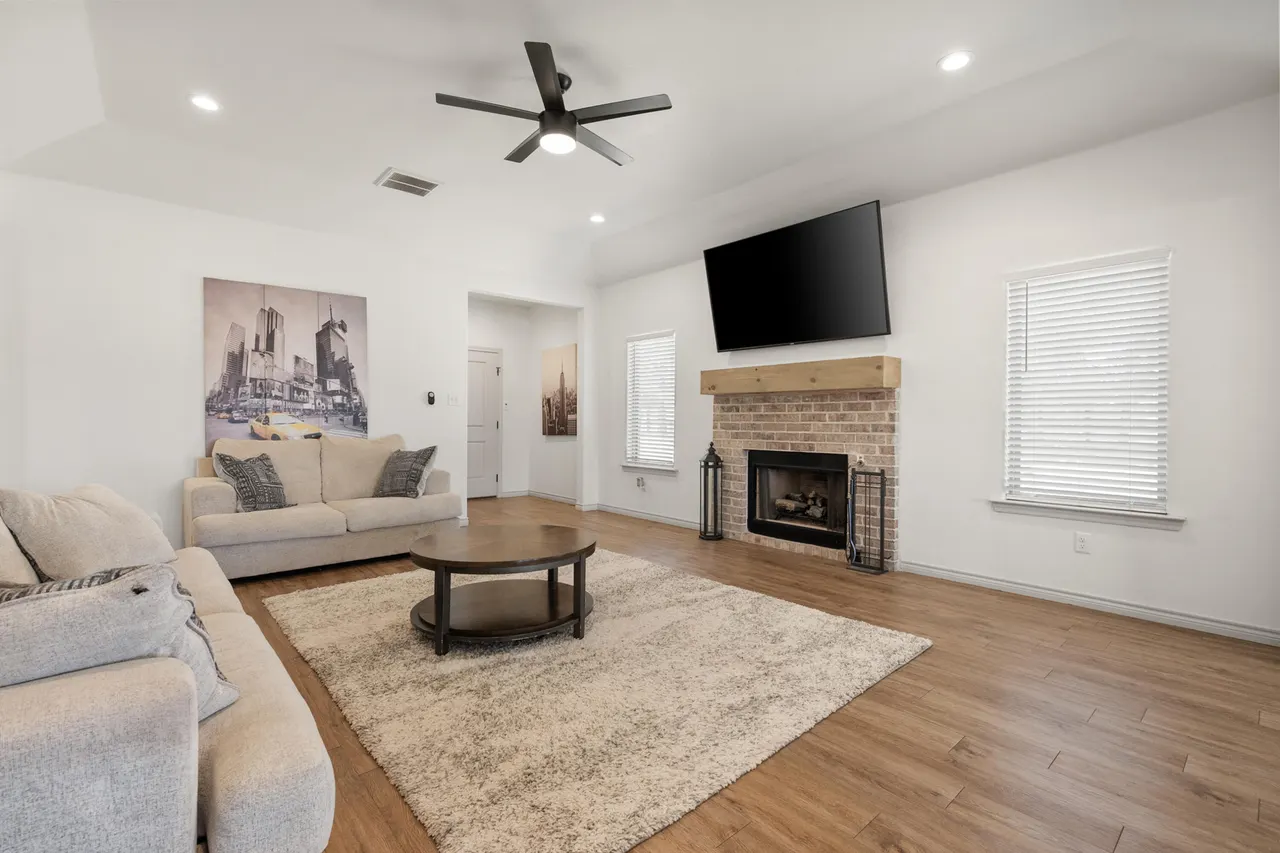 Photo 7 — 101 Gary Avenue, Levelland, TX 79336