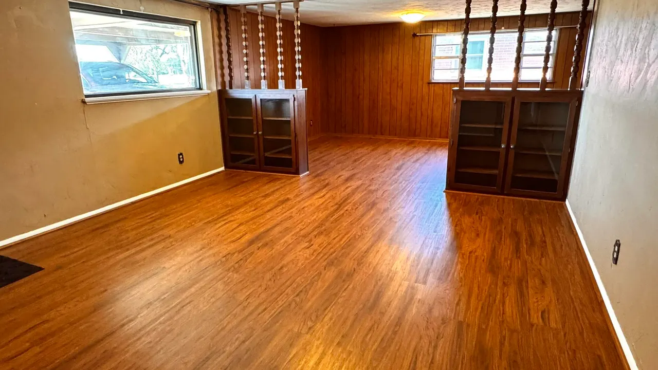 Photo 4 — 1604 Ennis Street, Plainview, TX 79072