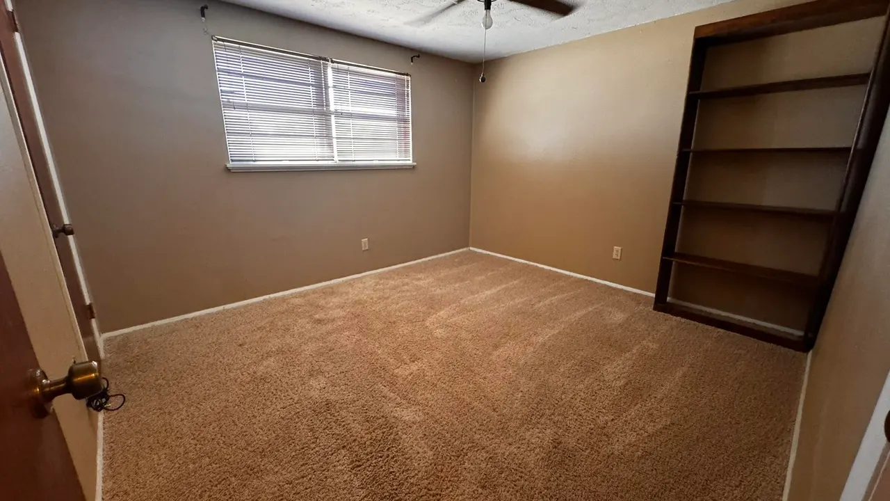 Photo 24 — 1604 Ennis Street, Plainview, TX 79072