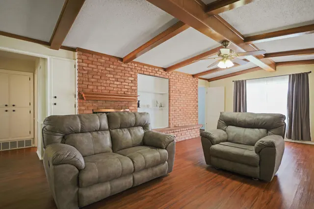 Photo 7 — 1611 55th Street, Lubbock, TX 79412