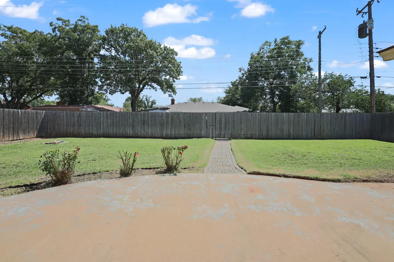 Photo 39 — 1611 55th Street, Lubbock, TX 79412