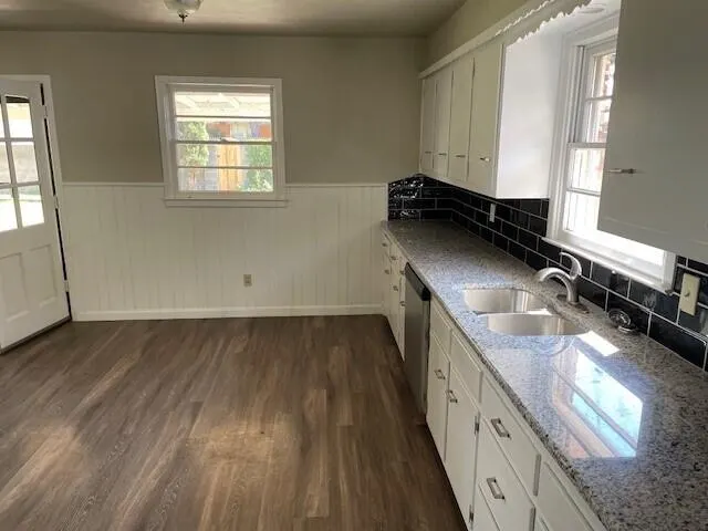 Photo 13 — 2105 65th Street, Lubbock, TX 79412