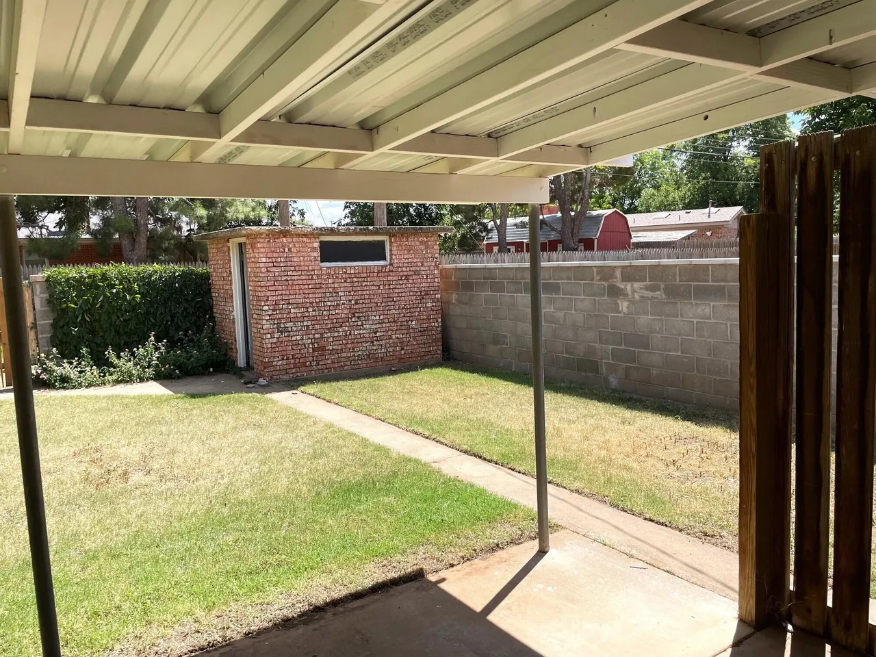Photo 7 — 2105 65th Street, Lubbock, TX 79412