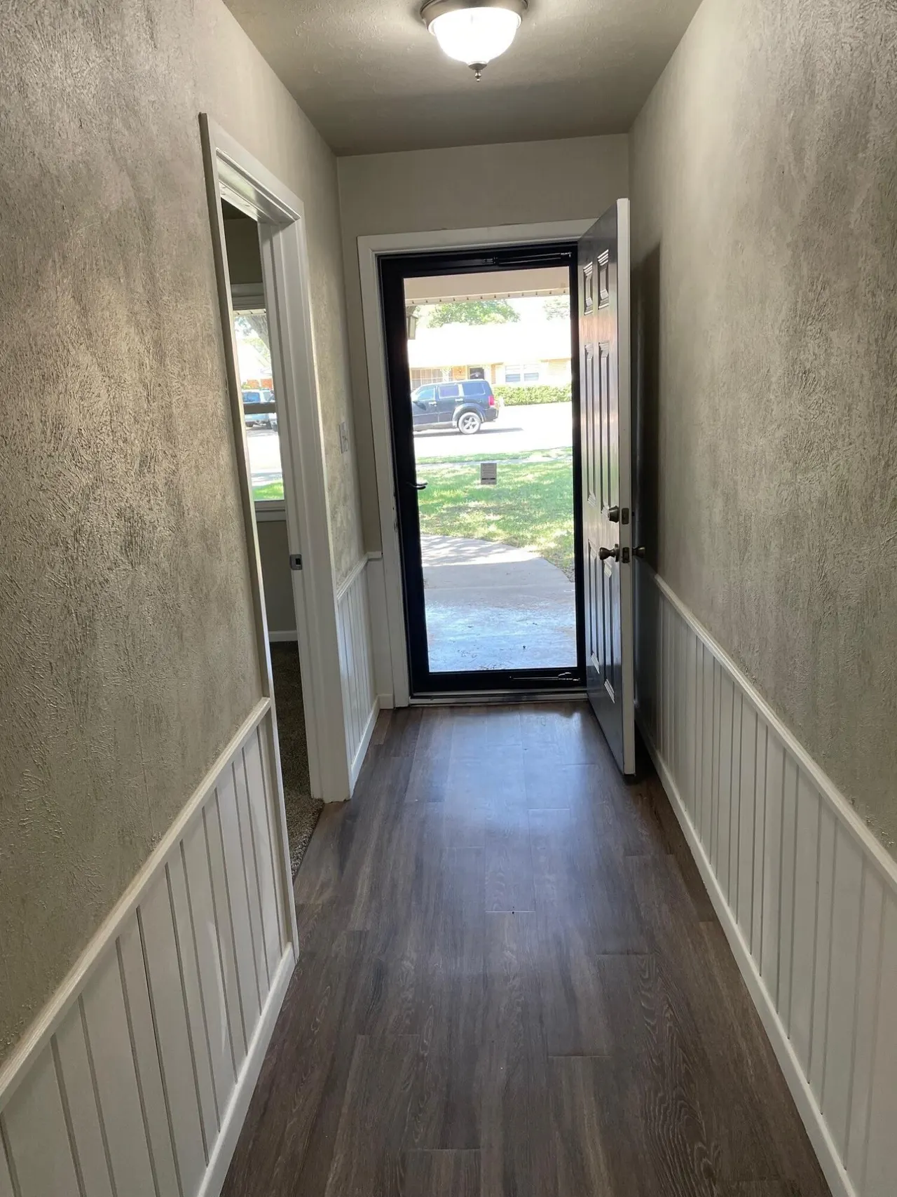 Photo 8 — 2105 65th Street, Lubbock, TX 79412