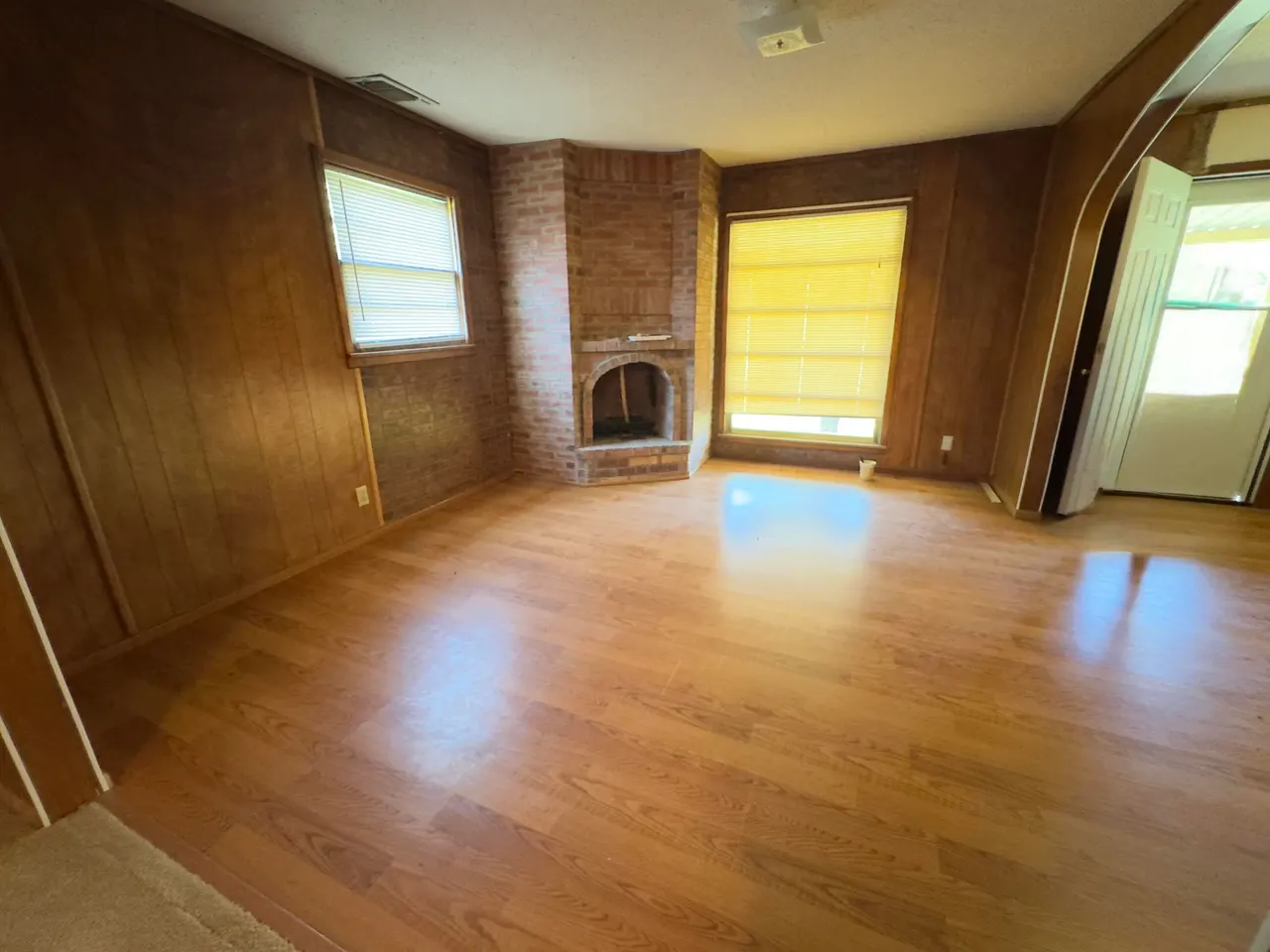 Photo 6 — 955 S 20th Street, Slaton, TX 79364